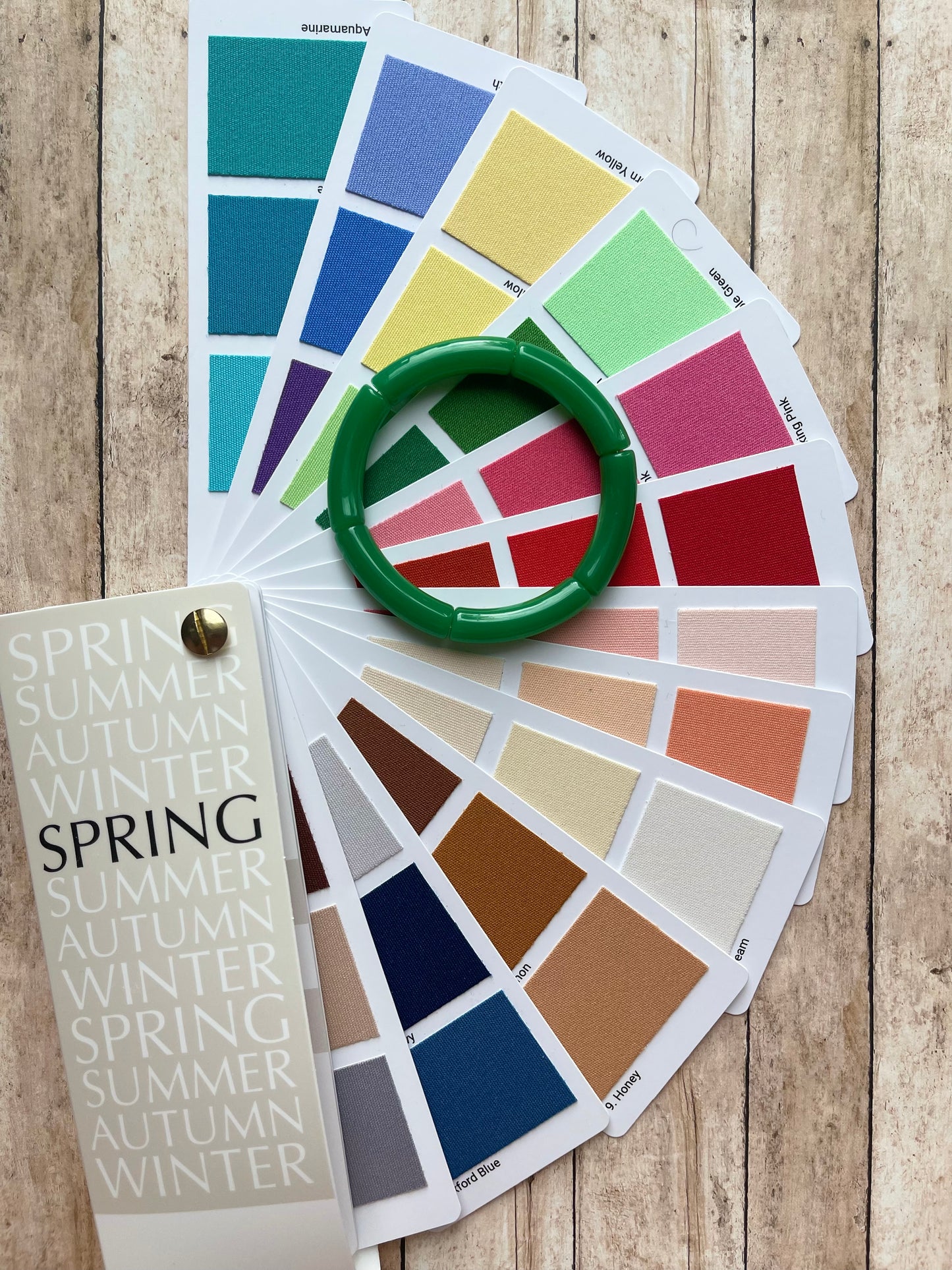 Leaf Green Luna | Spring