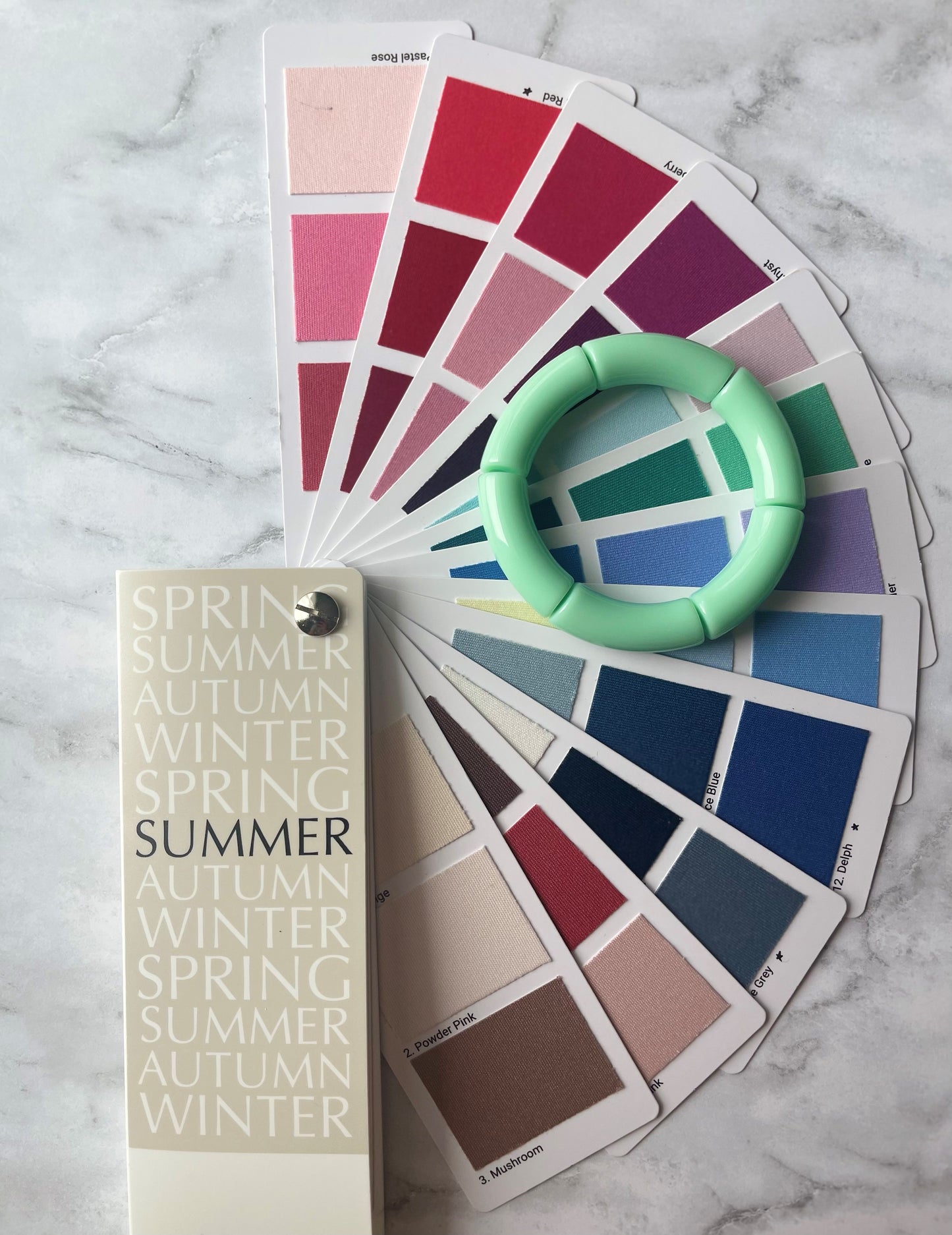 Light Pastel Jade Lola | Summer