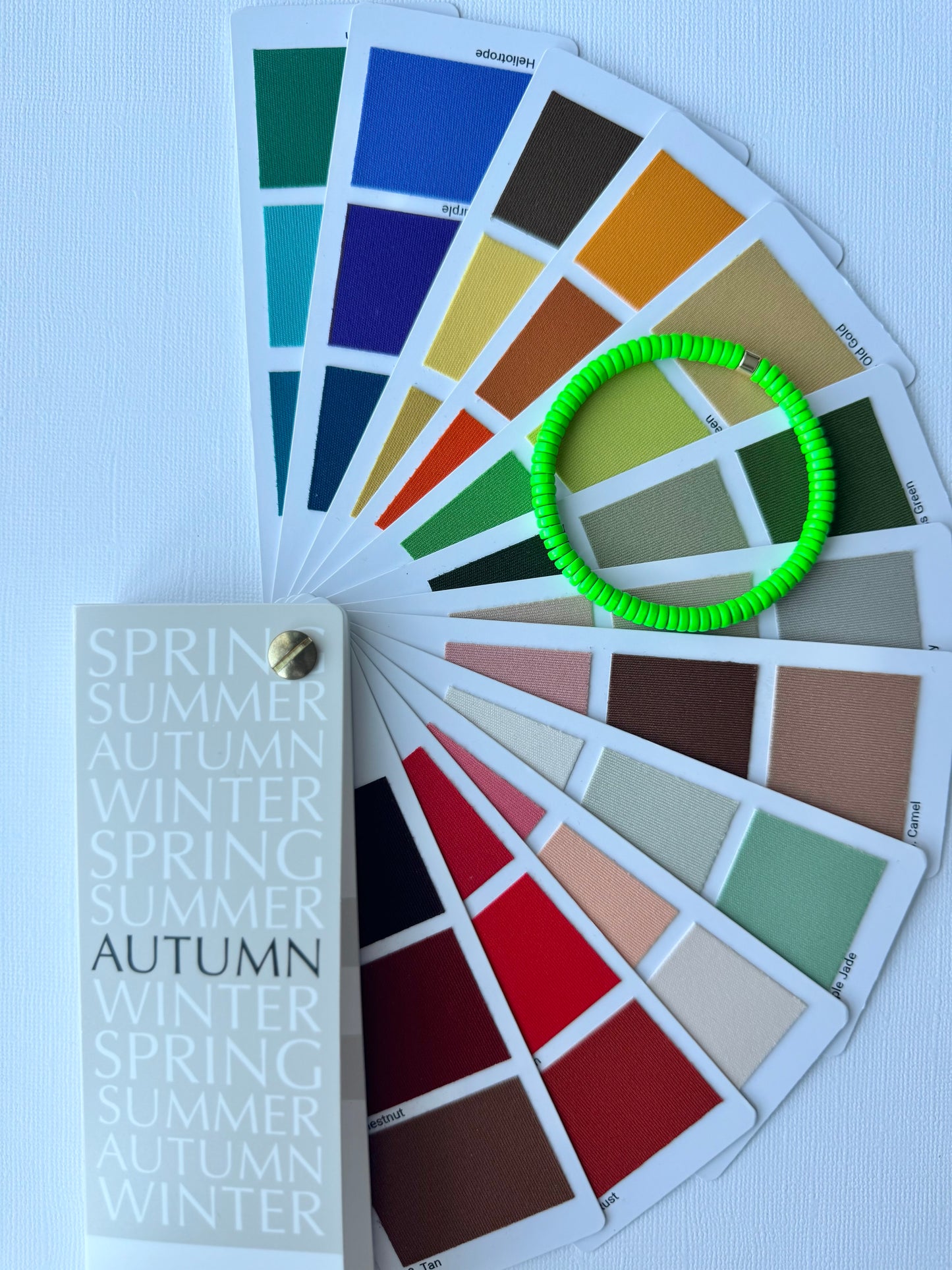 Vibrant Green Lydia | Autumn